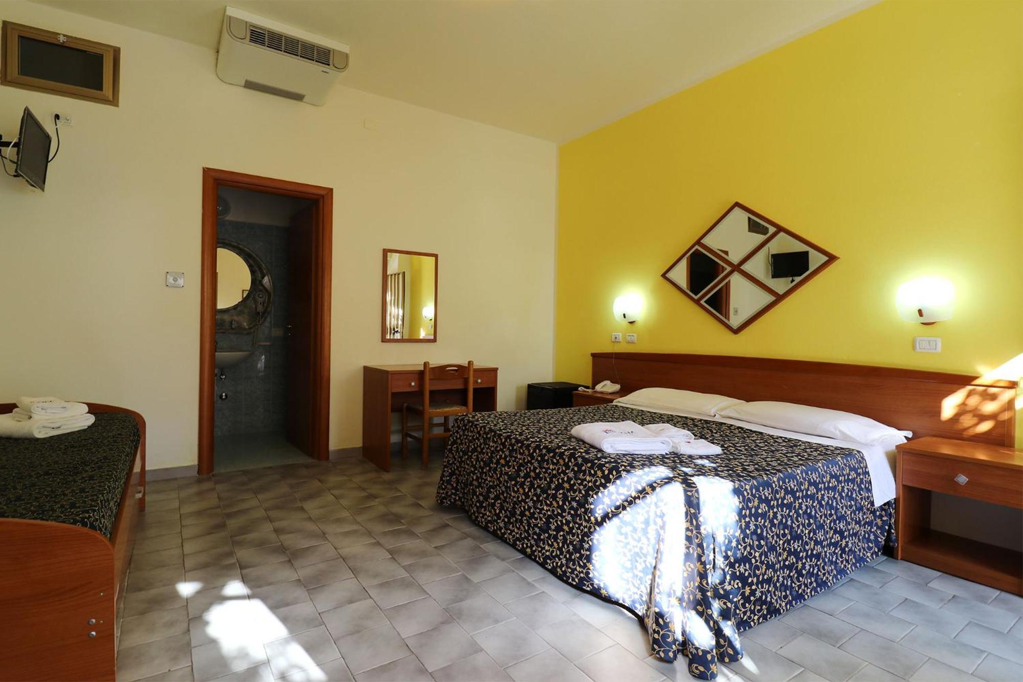 Nirvana Club Village Botricello Pokoj fotografie