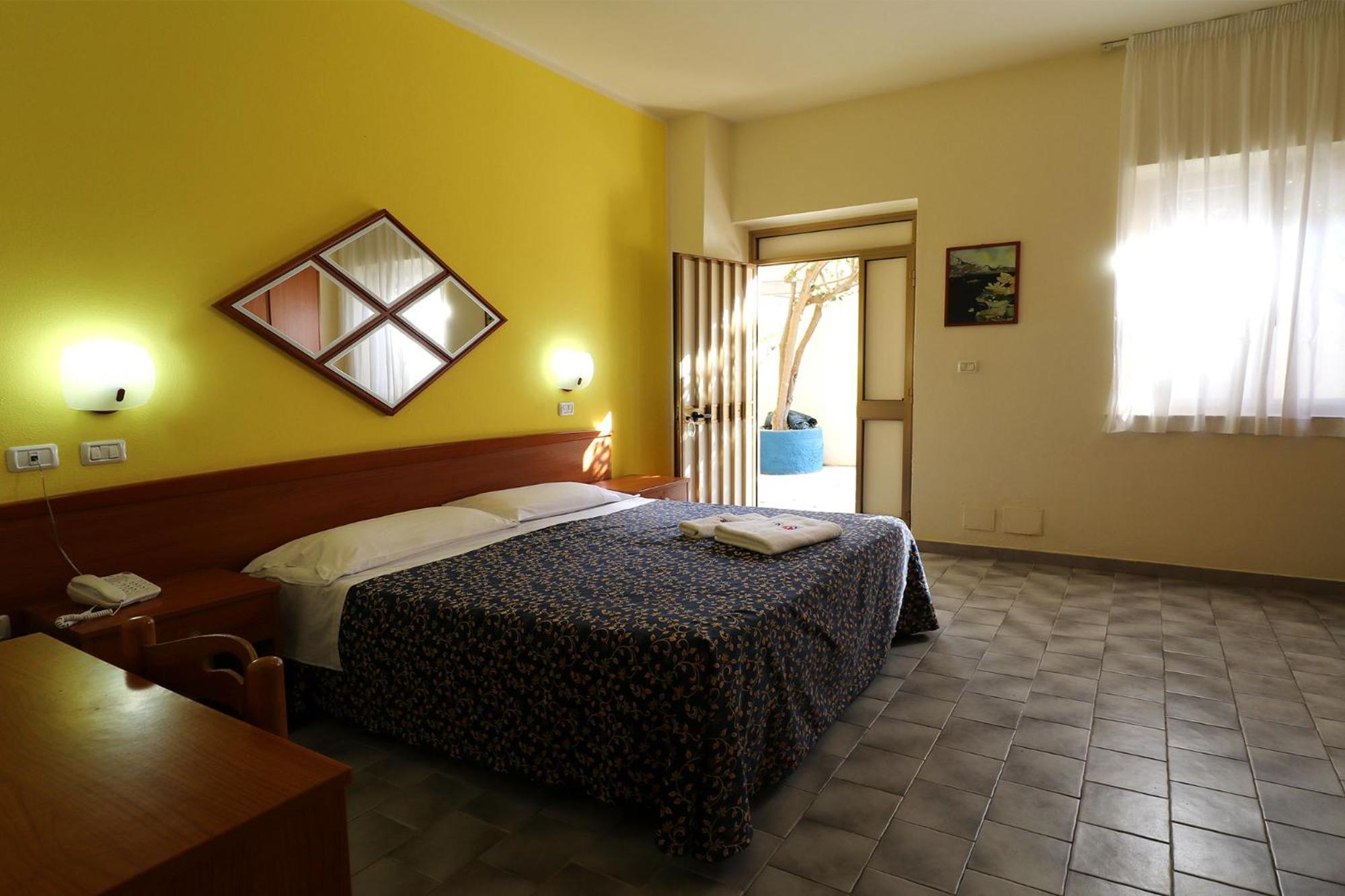Nirvana Club Village Botricello Pokoj fotografie